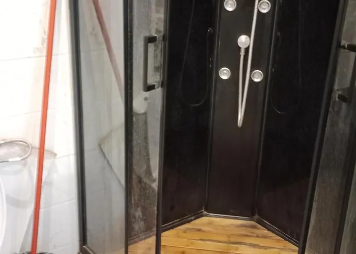 Apartment Rdc Donnant Sur Trottoir